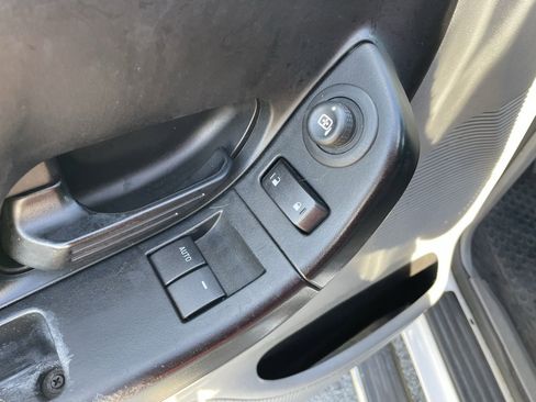 Used 2011 Ford Ranger Sport w/ Bright Trim Group image 12