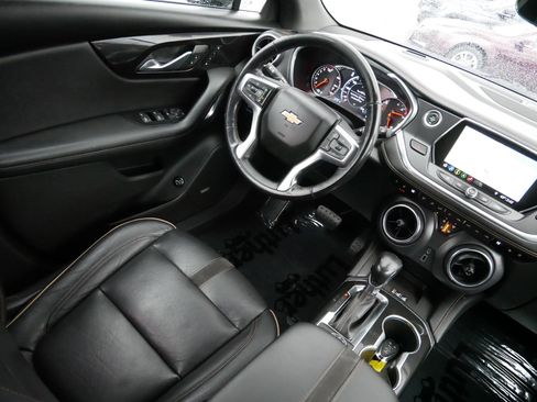 Used 2019 Chevrolet Blazer Premier w/ Driver Confidence II Package image 9