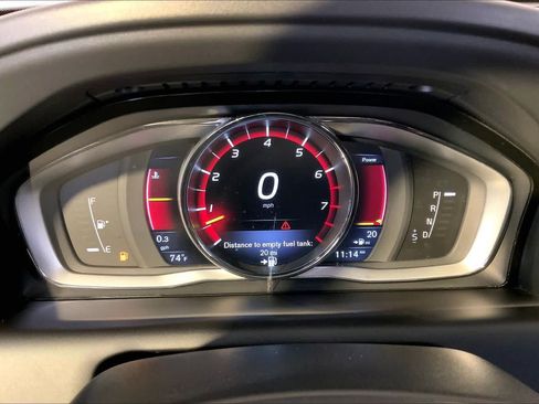 Used 2015 Volvo XC60 T6 AWD/4WD image 25