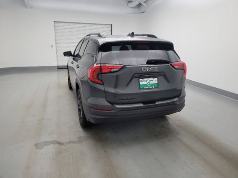 Used 2020 GMC Terrain SLE w/ Elevation Edition FWD image 6