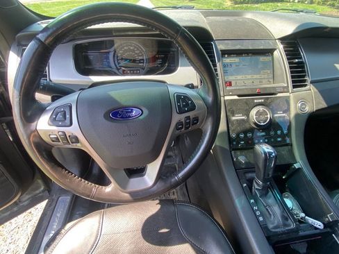 Used 2018 Ford Taurus SHO AWD/4WD image 10