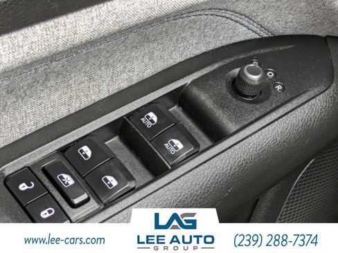 Used 2022 Jeep Compass Latitude FWD image 16