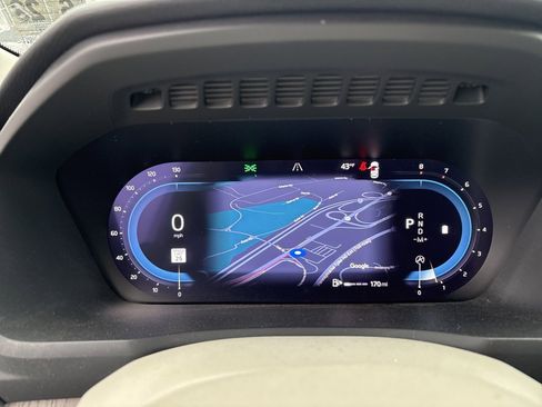 Certified 2023 Volvo XC90 B5 Plus w/ Protection Package Premier image 17