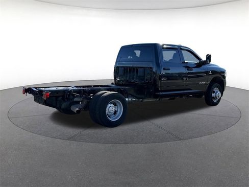 Used 2022 RAM 3500 Tradesman image 5