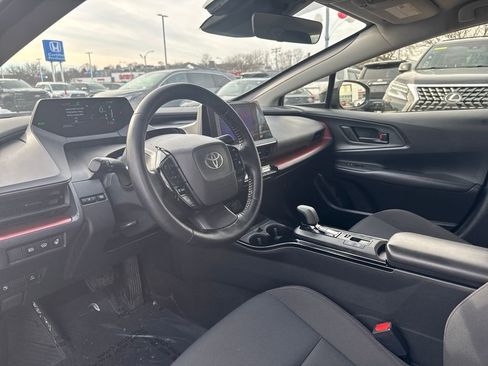 Used 2024 Toyota Prius Prime SE image 14