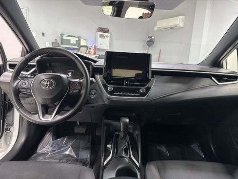 Used 2023 Toyota Corolla SE image 19