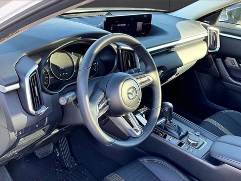 Used 2025 MAZDA CX-50 AWD 2.5 S w/ Premium Package image 13