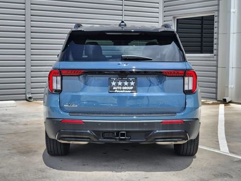 Used 2025 Ford Explorer ST-Line w/ Premium Package RWD image 7