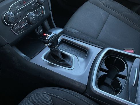 Used 2022 Dodge Charger SXT image 33