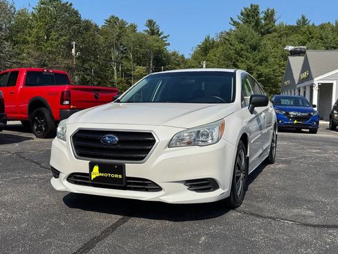 Used 2015 Subaru Legacy 2.5i image 2