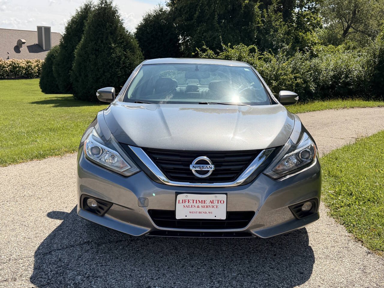 Used 2016 Nissan Altima 2.5 SL w/ 2.5 Technology Package FWD image 8