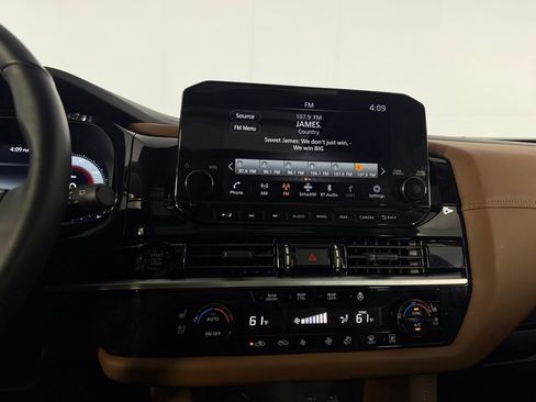 Used 2025 Nissan Pathfinder Platinum w/ Cargo Package AWD/4WD image 20