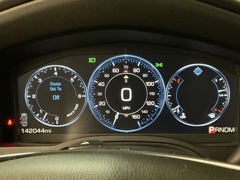 Used 2015 Cadillac Escalade Luxury AWD/4WD image 21
