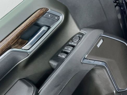 New 2026 GMC Sierra 1500 Elevation image 14