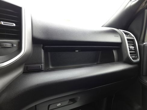 Used 2024 RAM 2500 Big Horn image 34