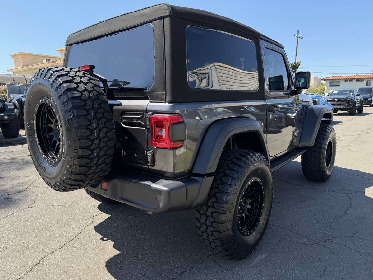 Used 2024 Jeep Wrangler Sport AWD/4WD image 8