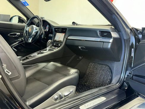 Used 2016 Porsche 911 Targa 4S AWD/4WD image 23