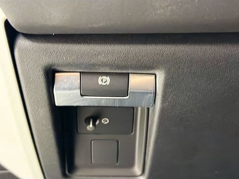 Certified 2024 Land Rover Defender 110 S AWD/4WD image 10