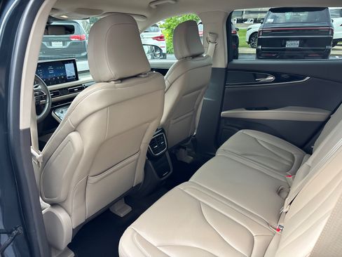 Certified 2023 Lincoln Nautilus AWD w/ Premium Package image 26