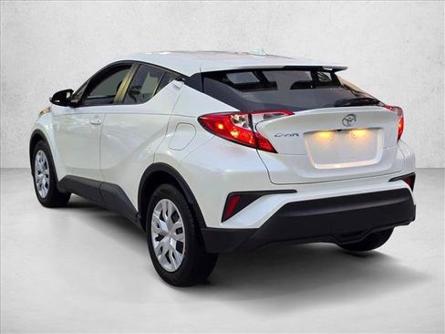Used 2020 Toyota C-HR LE FWD image 7