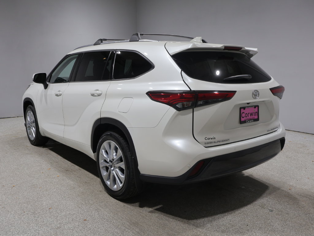 Used 2020 Toyota Highlander Limited AWD/4WD image 6