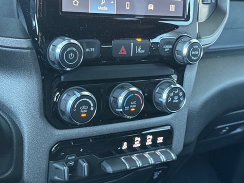 New 2026 RAM 1500 Warlock AWD/4WD image 18