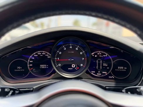 Used 2018 Porsche Panamera image 55