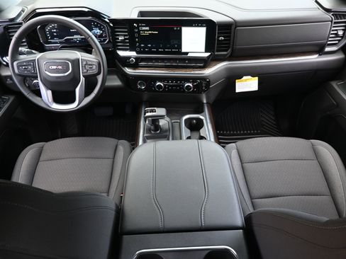 Used 2024 GMC Sierra 1500 Elevation image 23