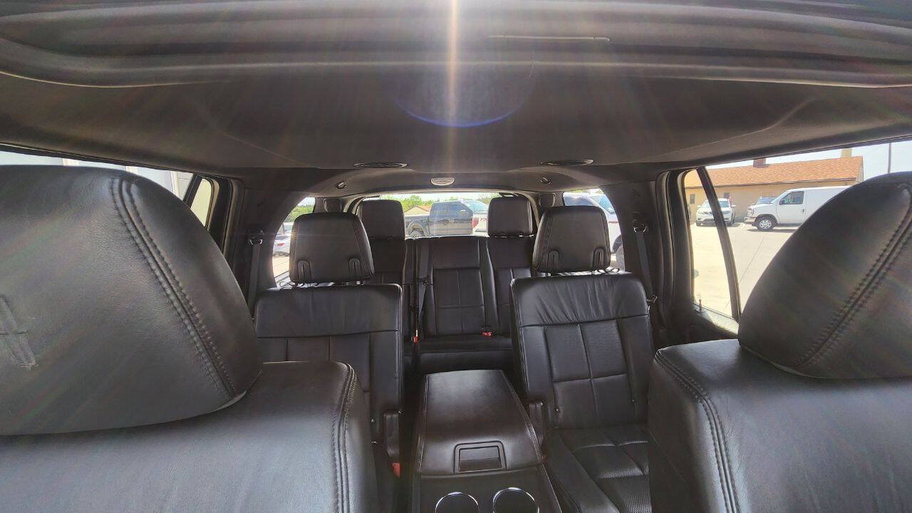 Used 2013 Lincoln Navigator 4WD image 28