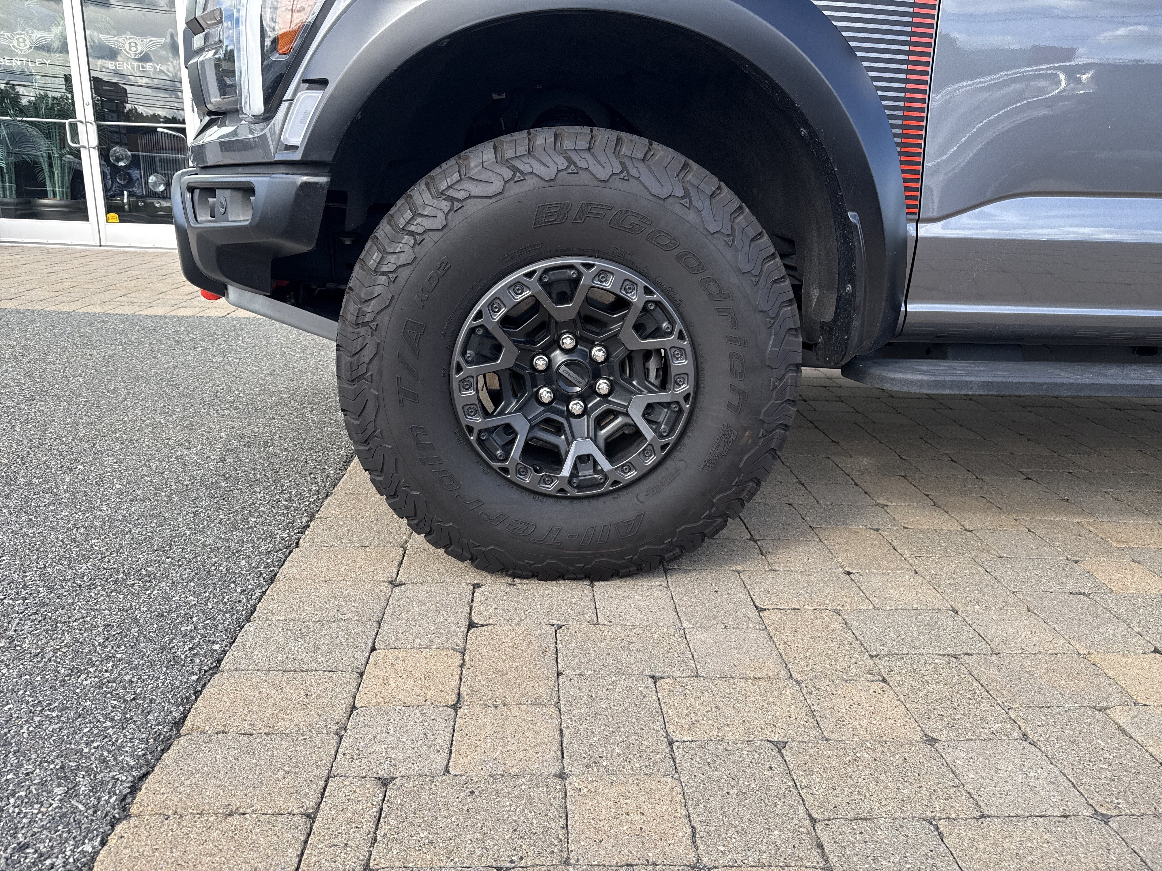 Used 2024 Ford F150 Raptor w/ Equipment Group 803A Raptor R AWD/4WD image 6