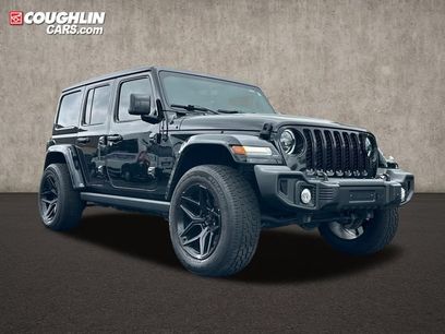 Used 2023 Jeep Wrangler Unlimited Sahara w/ Cold Weather Group