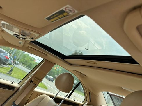 Used 2001 Mercedes-Benz C 320 Sedan image 27