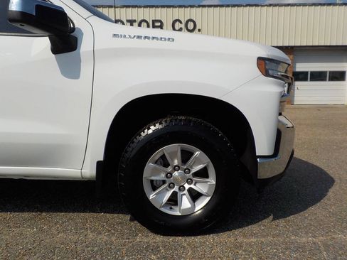 Used 2021 Chevrolet Silverado 1500 LT w/ Fleet Comfort Package AWD/4WD image 10