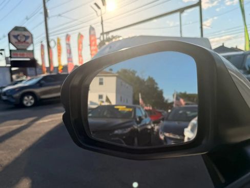 Used 2025 Honda HR-V LX image 26