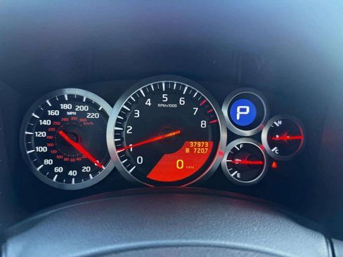 Used 2009 Nissan GT-R Premium image 25