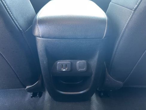 Used 2020 Chevrolet Colorado ZR2 image 17