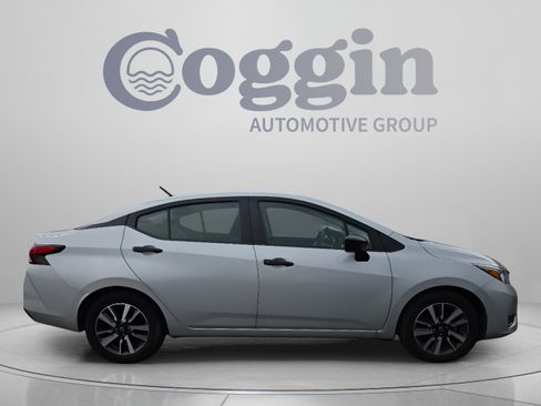 Used 2024 Nissan Versa S w/ S Plus Package FWD image 6