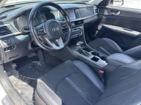 Used 2019 Kia Optima S FWD image 16