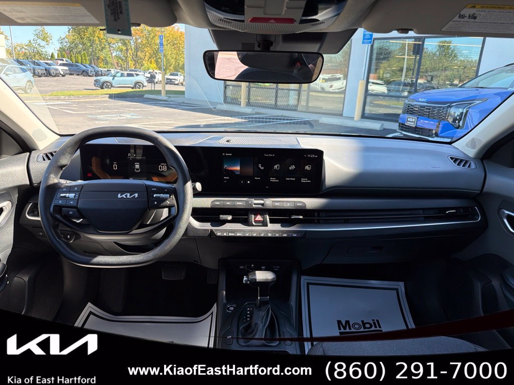 Used 2025 Kia K4 FWD image 21