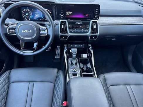 Used 2023 Kia Sorento SX Prestige AWD/4WD image 14