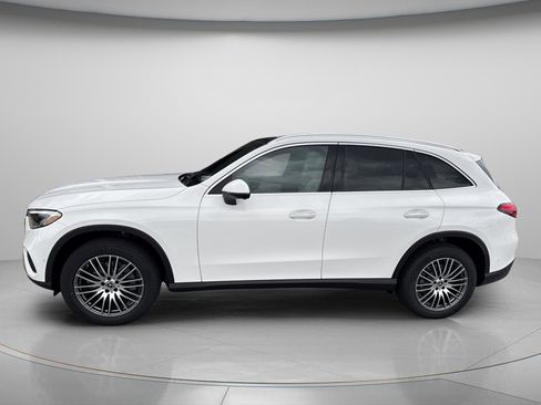 New 2026 Mercedes-Benz GLC 300 GLC 300 image 3