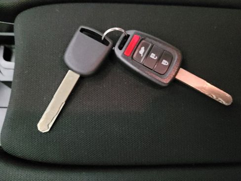 Used 2018 Honda Civic Sport image 32