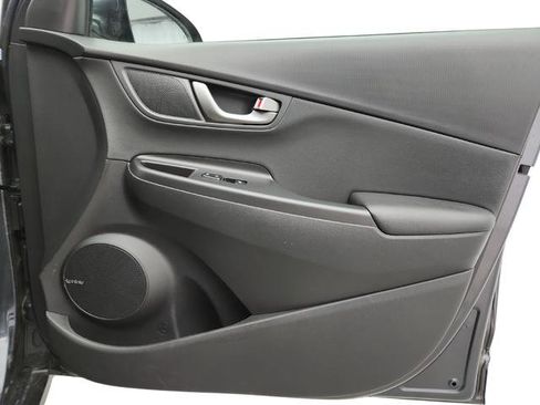 Used 2019 Hyundai Kona Limited image 25