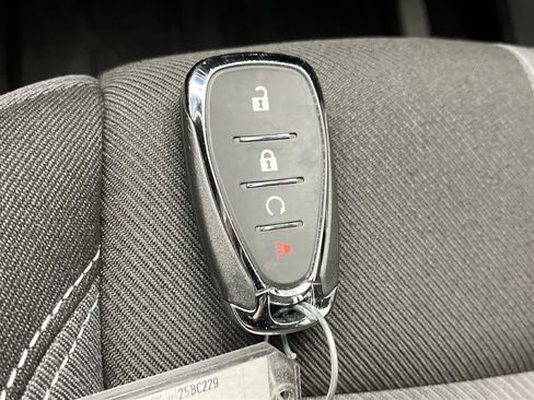 New 2025 Chevrolet Blazer LT w/ Midnight/Sport Edition image 27