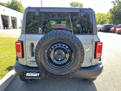 Used 2023 Ford Bronco Black Diamond AWD/4WD image 25