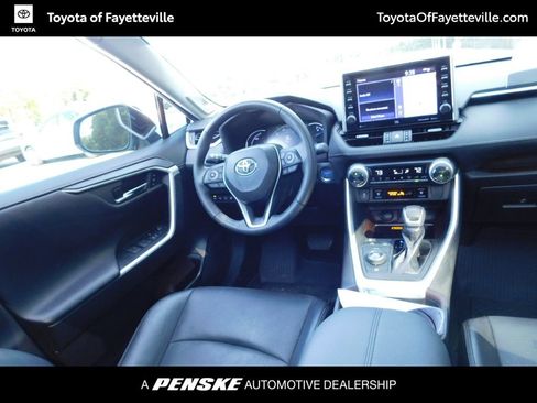 Used 2022 Toyota RAV4 Limited AWD/4WD image 7