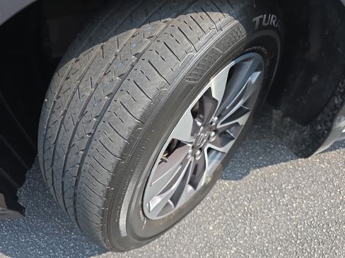 Used 2024 Honda Odyssey EX-L image 31