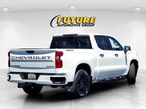 Used 2023 Chevrolet Silverado 1500 Custom w/ LPO, Dark Essentials Package AWD/4WD image 4