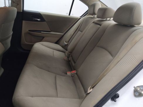 Used 2017 Honda Accord LX image 18