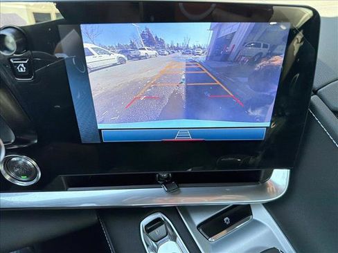 Used 2024 Chevrolet Corvette Stingray Convertible image 21